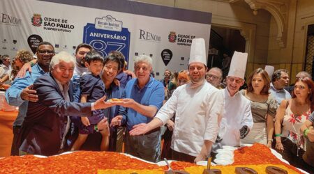 APECC apoia festa de 466 anos de São Paulo e de 87 anos do Mercadão APECC apoia festa de 466 anos de São Paulo e de 87 anos do Mercadão